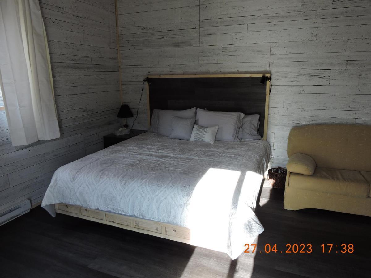 Shefford Gite Passion Et Tendresse B&B מראה חיצוני תמונה